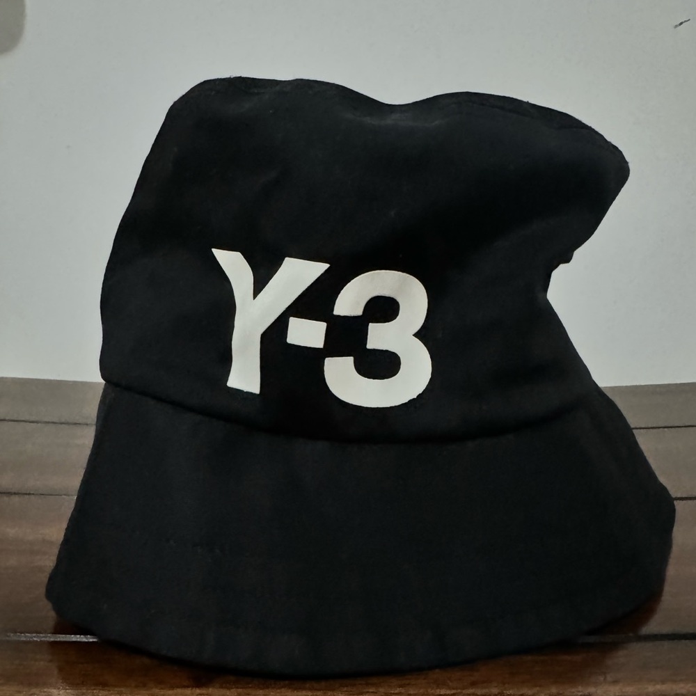 Y-3 Unisex Bucket Hat - Like New